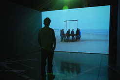 HORIZON (registro de video-instalación)