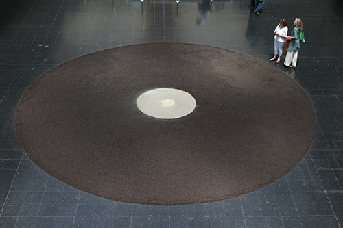 SIN TÍTULO (registro de la instalación en el Museo Nacional de Bellas Artes, Santiago, Chile) SIN TÍTULO (registro de la instalación en el Museo Nacional de Bellas Artes, Santiago, Chile)