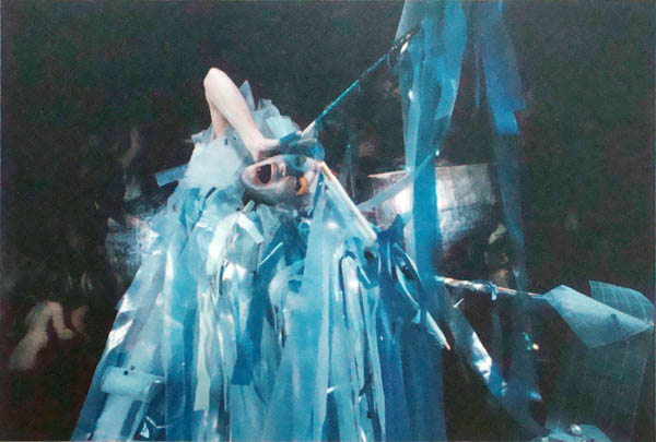 FIGURE D´ACQUA (registro fotográfico de performance) FIGURE D´ACQUA (registro fotográfico de performance)
